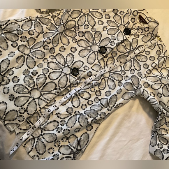 DONATED Multiples Flower Power Jacket - Picture 8 of 10